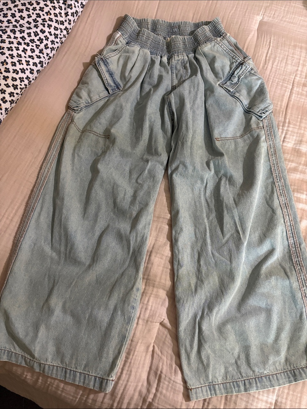 Oil & Hali wide leg cargo light Wash Wide Leg Cargo Jeans S